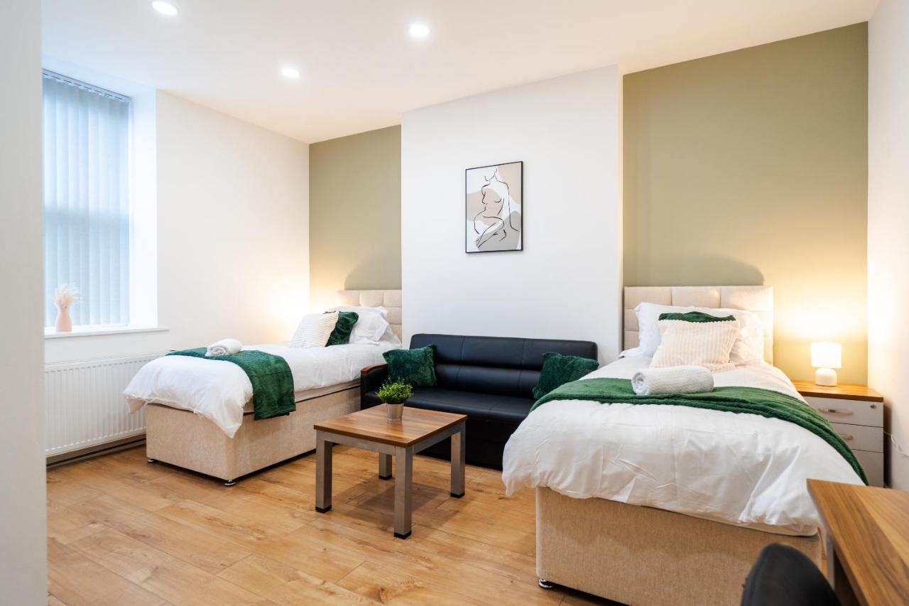 Innovation House Бёрнли Экстерьер фото
